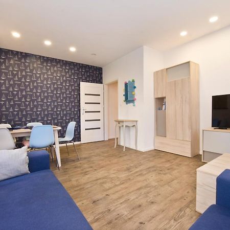 Kawalerka Refektarska Krr Apartment กดัญสก์ ภายนอก รูปภาพ